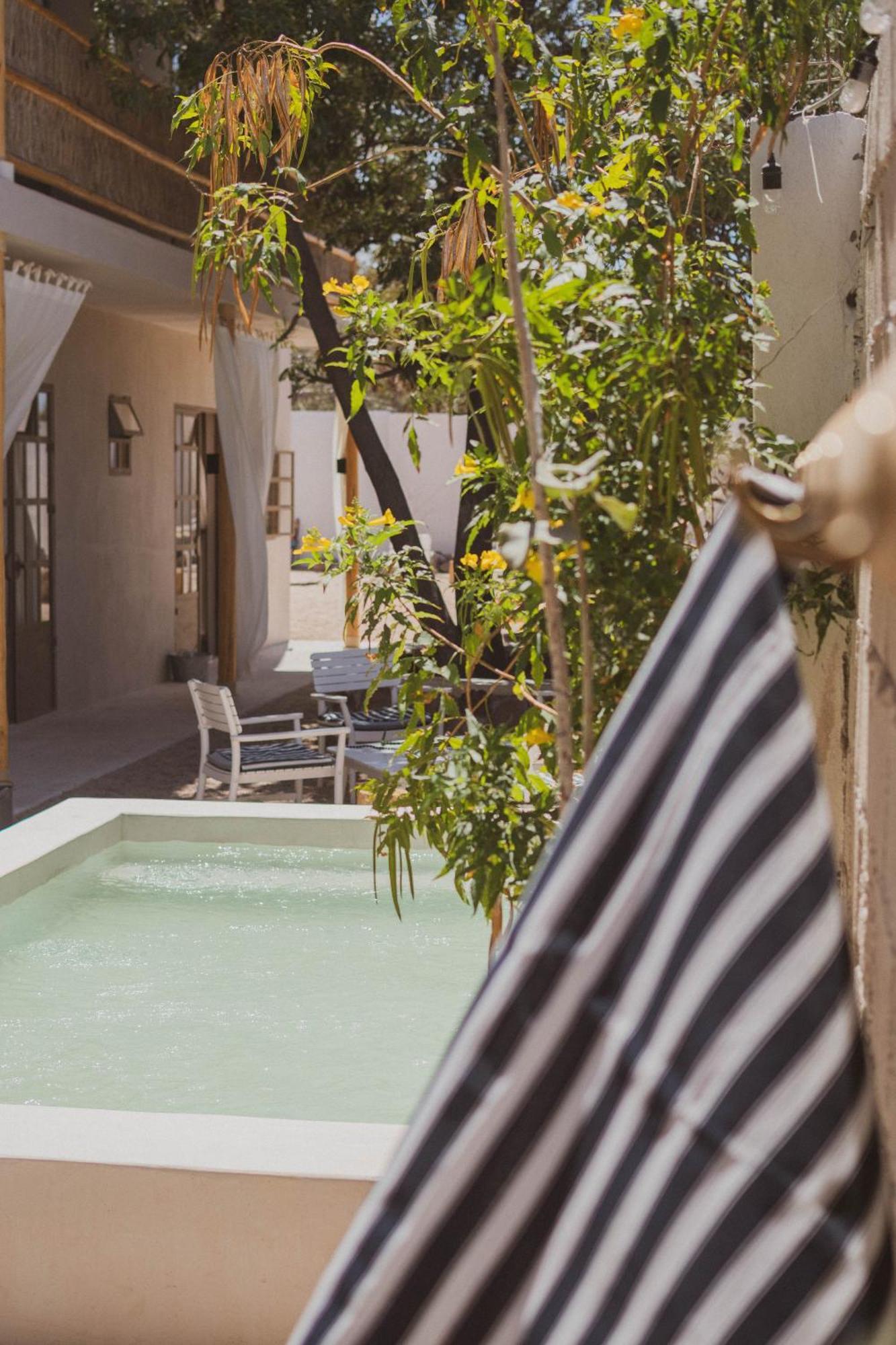 The Mantarraya Outpost Bed & Breakfast La Paz Exterior photo