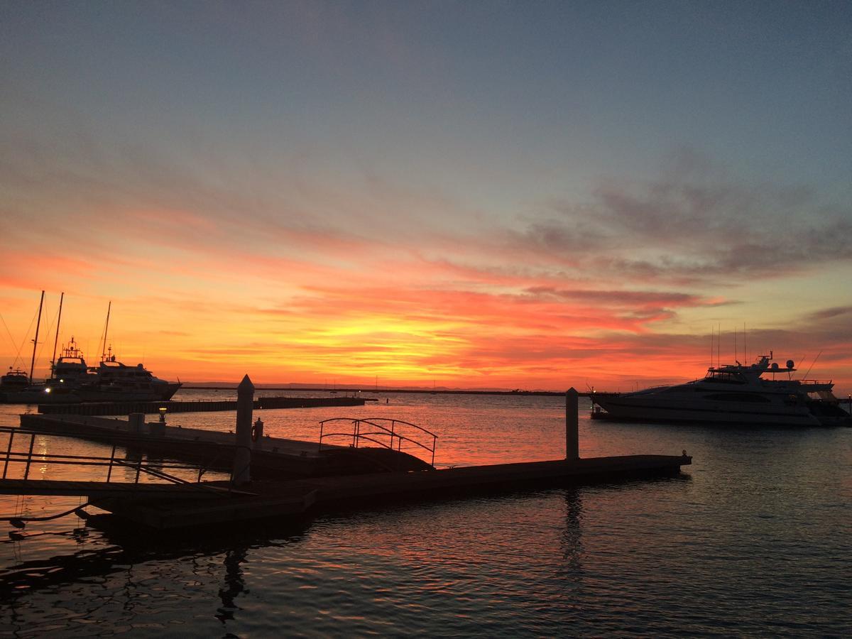 The Mantarraya Outpost Bed & Breakfast La Paz Exterior photo